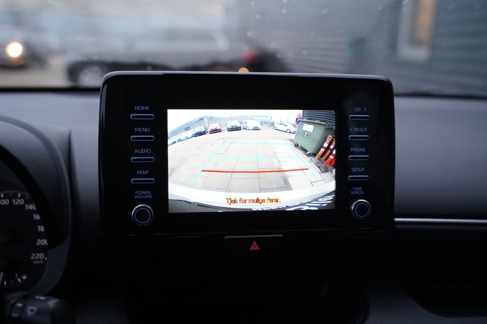 Toyota Yaris 1,5 Hybrid H3 e-CVT 5d