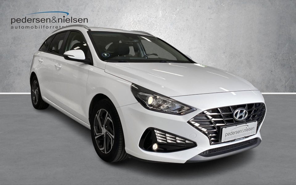 Hyundai i30 1,0 T-GDi mHEV Essential DCT 5d