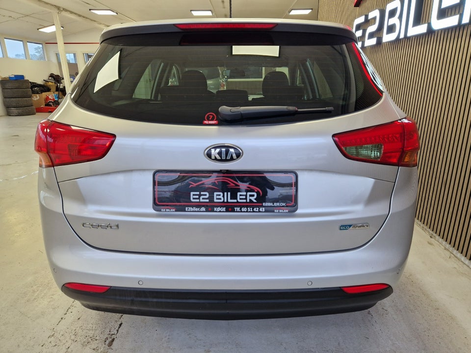 Kia Ceed 1,6 CRDi 128 Spring SW 5d