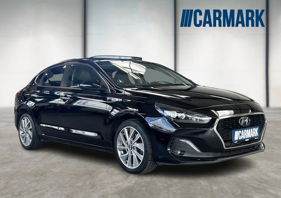 Hyundai i30 1,4 T-GDi Premium Fastback DCT 5d