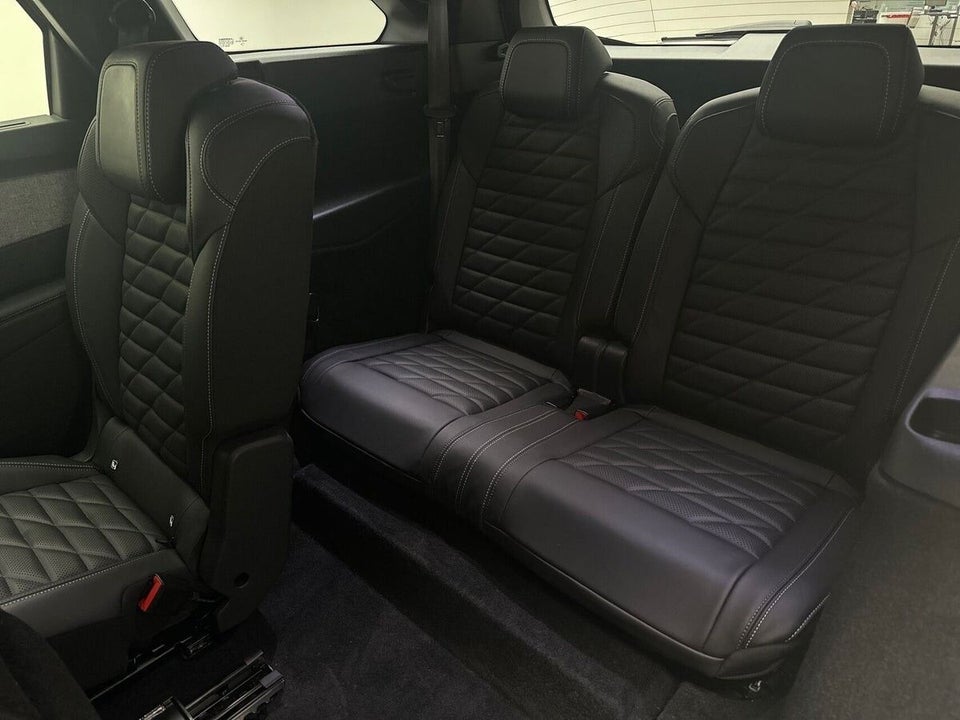 Peugeot e-5008 77 GT Pack AWD 7prs 5d