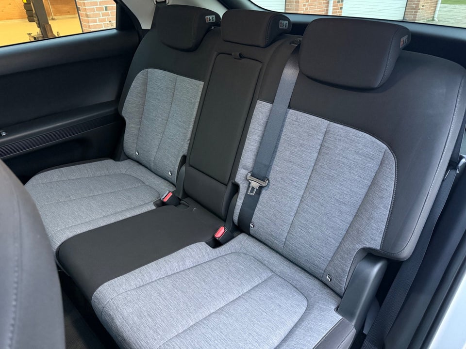 Hyundai Ioniq 5 73 Essential 5d