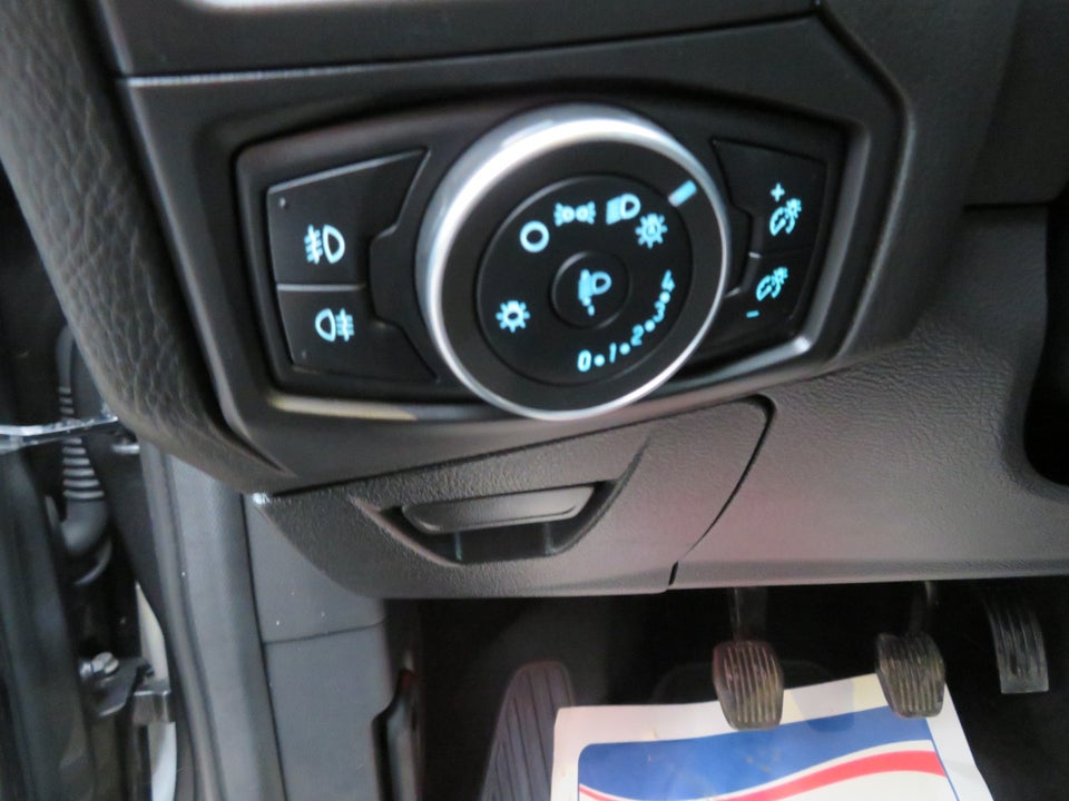 Ford Focus 1,0 SCTi 125 Titanium stc. 5d