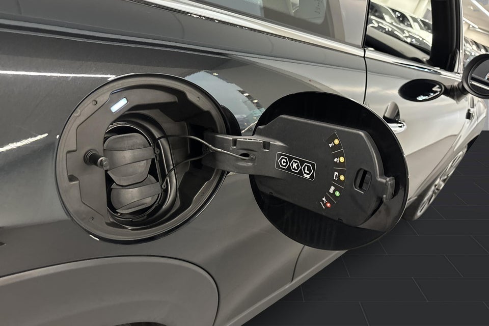 MINI Cooper SE Classic Trim 3d