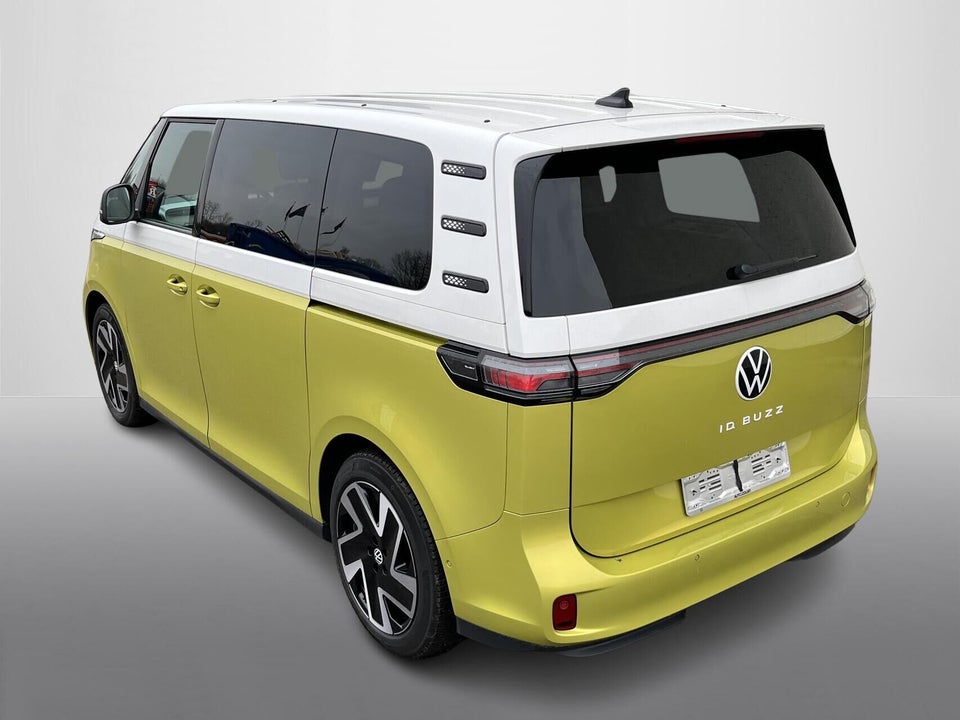 VW ID.Buzz 77 Pro SWB 5d