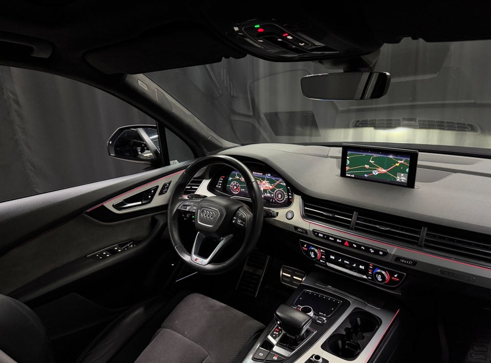 Audi Q7 50 TDi S-line quattro Tiptr. 7prs 5d