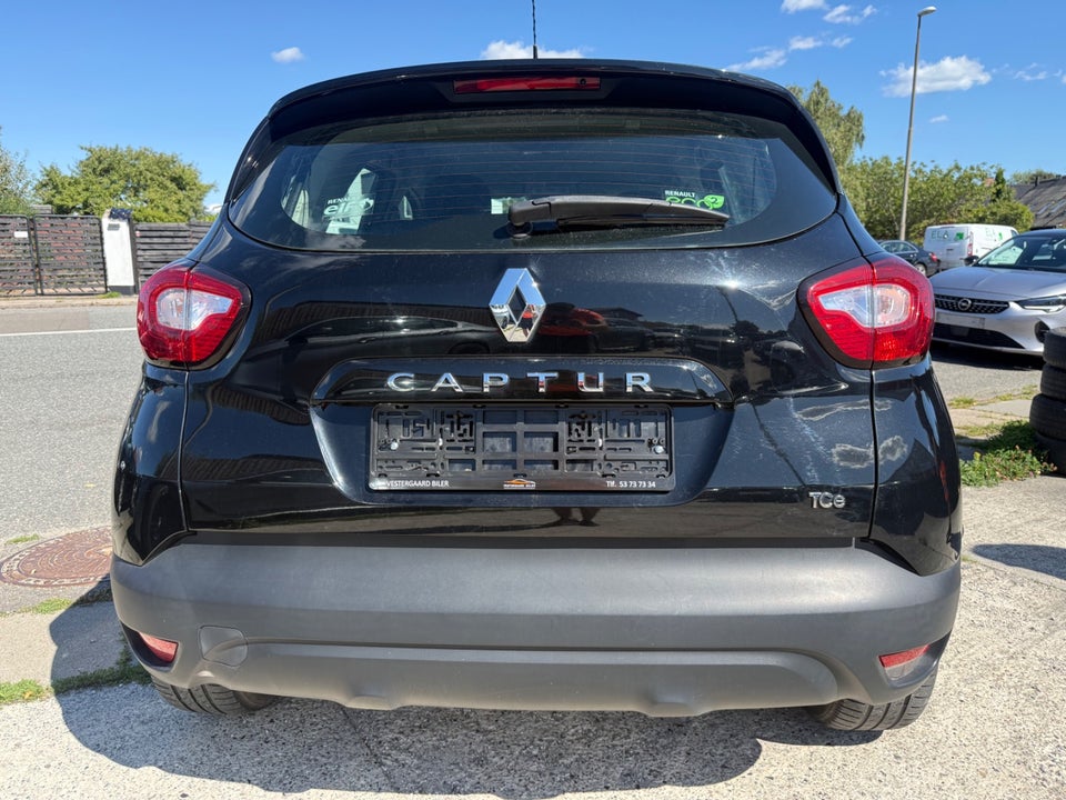 Renault Captur 0,9 TCe 90 Expression 5d