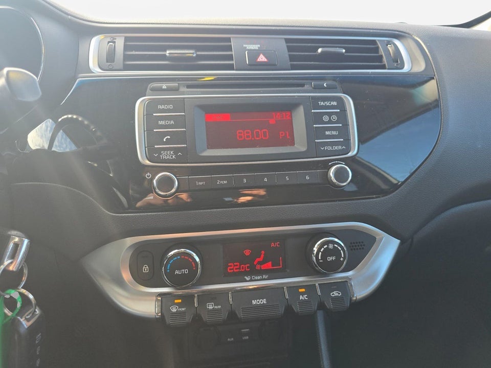 Kia Rio 1,2 CVVT Limited 5d