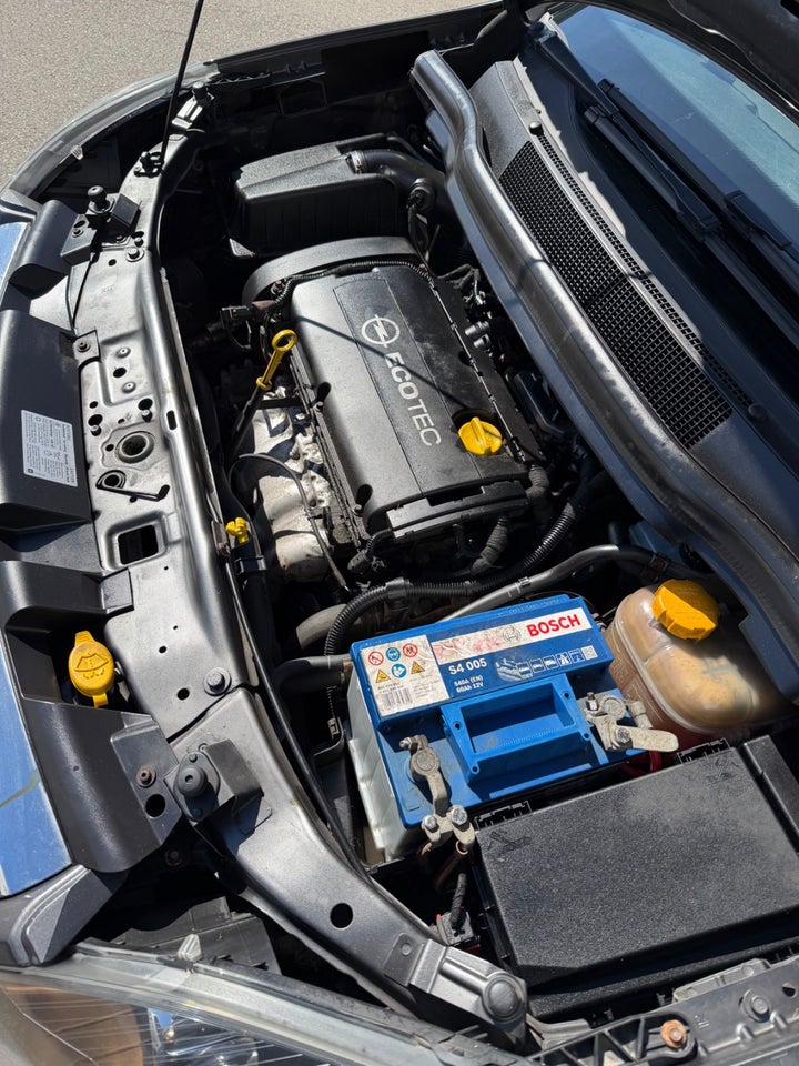 Opel Zafira 1,6 16V Classic 5d