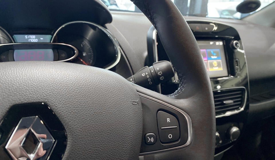 Renault Clio IV 0,9 TCe 75 Zen Sport Tourer 5d