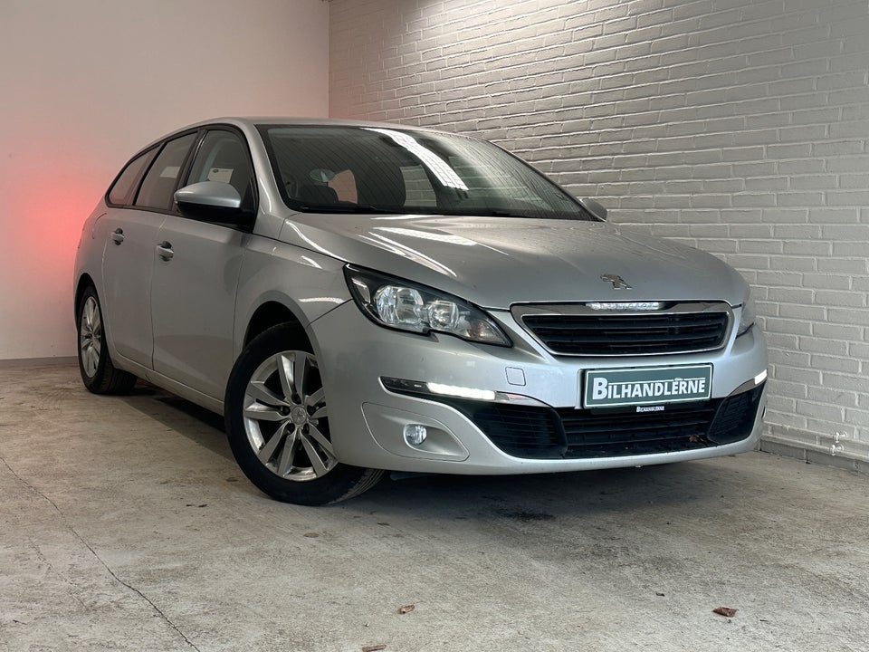 Peugeot 308 1,2 e-THP 130 Active SW 5d
