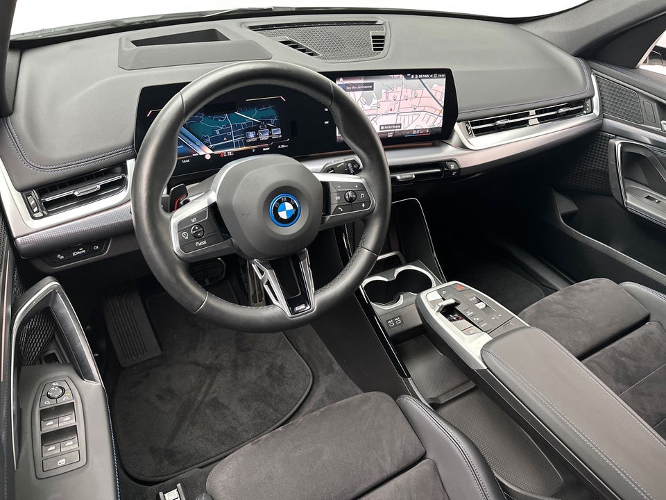 BMW iX1 xDrive30 M-Sport 5d