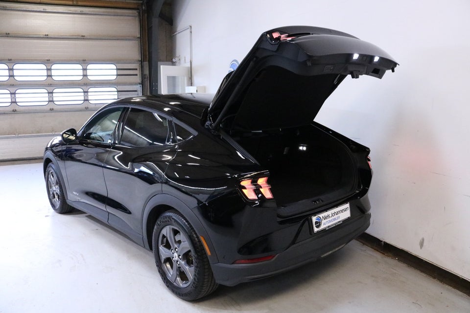 Ford Mustang Mach-E 70 Standard Range 5d
