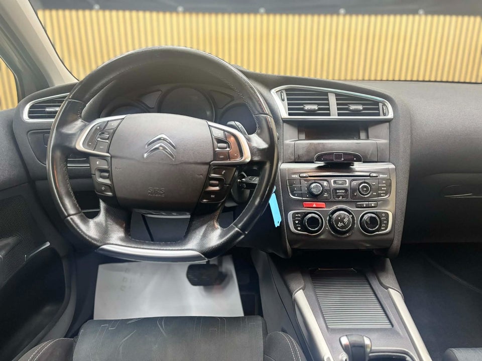 Citroën C4 1,6 e-HDi 112 Seduction E6G 5d