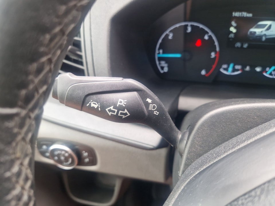 Ford Transit 350 L2 Van 2,0 TDCi 170 Trend H2 RWD