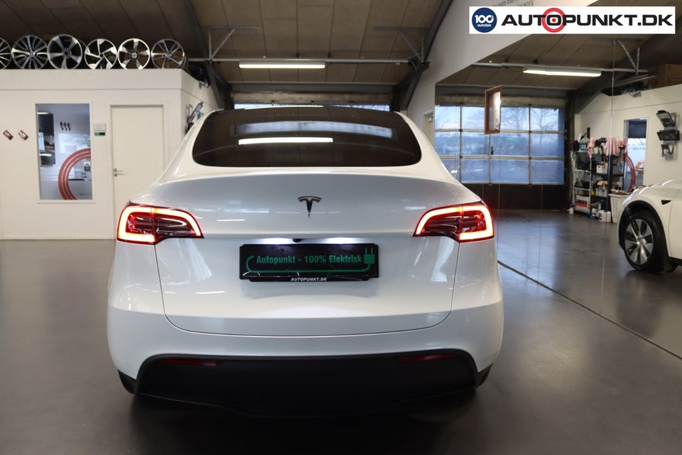 Tesla Model Y Long Range RWD 5d