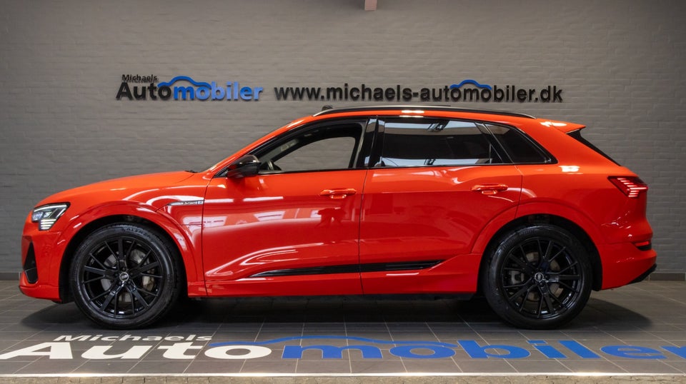 Audi e-tron 55 S-line quattro 5d
