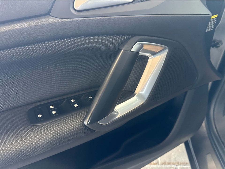 Peugeot 308 1,5 BlueHDi 130 Allure Grand SW 5d