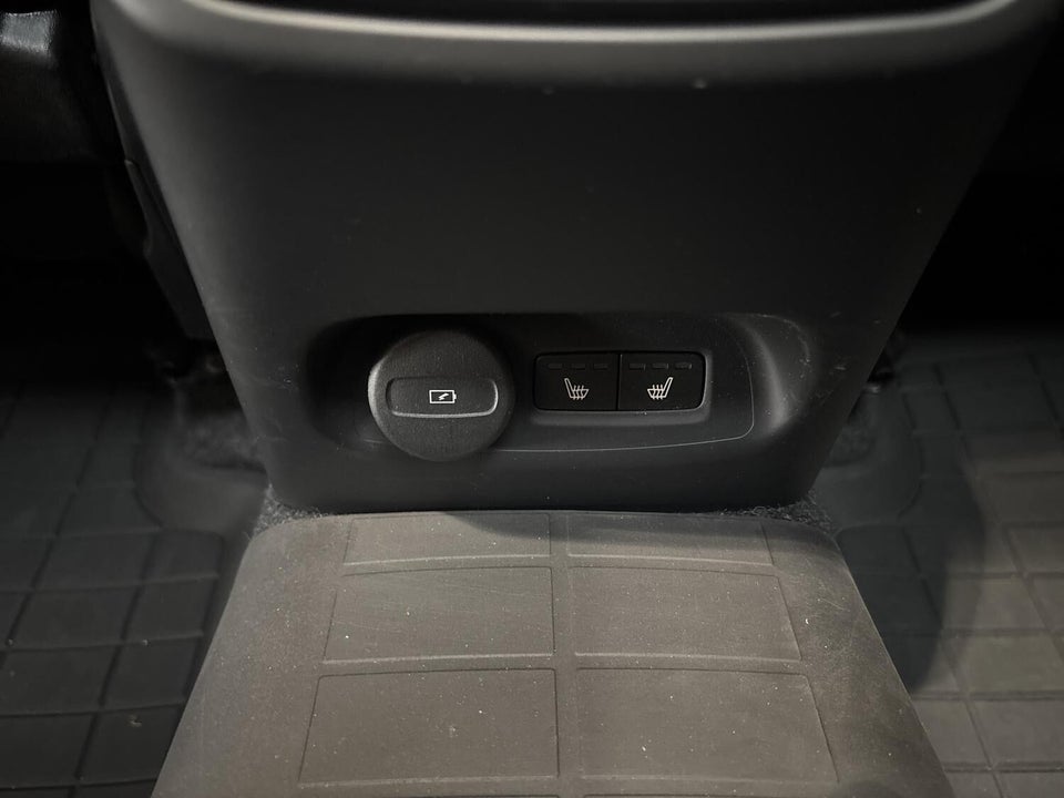Volvo EX40 Twin Performance Ultra 5d