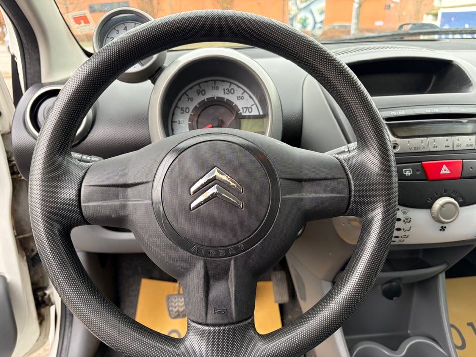 Citroën C1 1,0i  5d