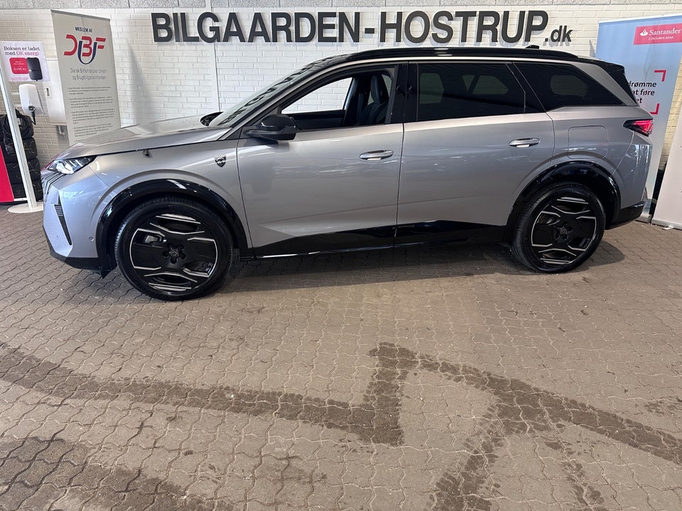 Peugeot e-5008 77 GT Pack AWD 7prs 5d