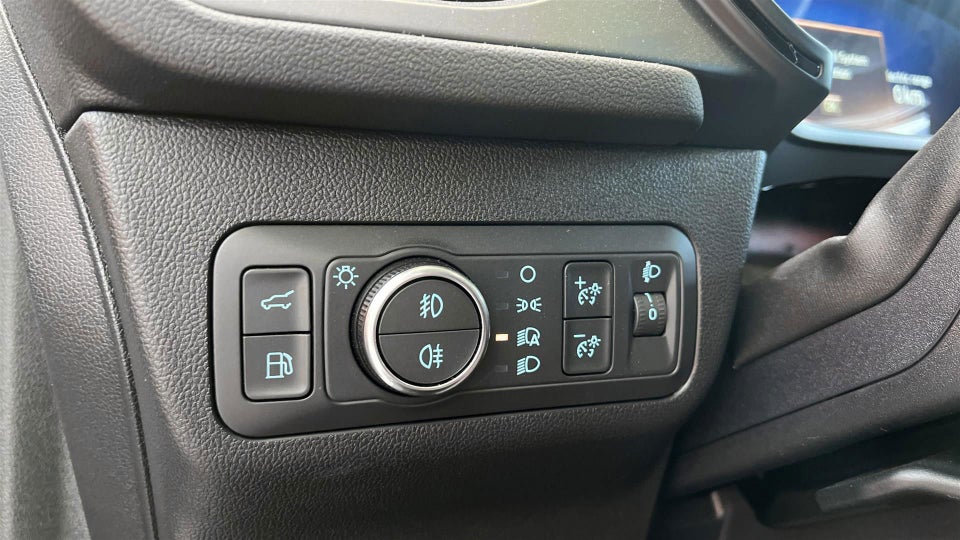 Ford Kuga 2,5 PHEV ST-Line X CVT 5d