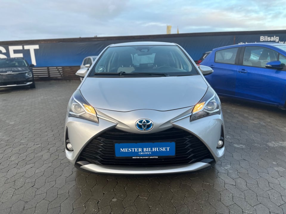 Toyota Yaris 1,5 Hybrid H2 Limited e-CVT 5d