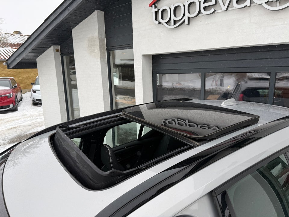 Volvo XC40 P6 ReCharge Ultimate 5d