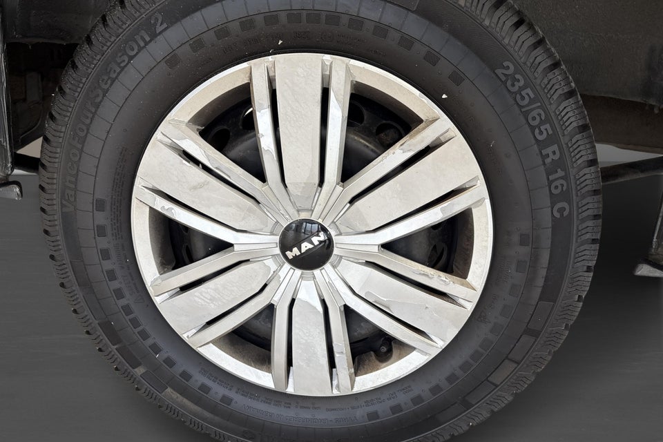 MAN TGE 2,0 3.180 Kassevogn L3H3 aut. FWD