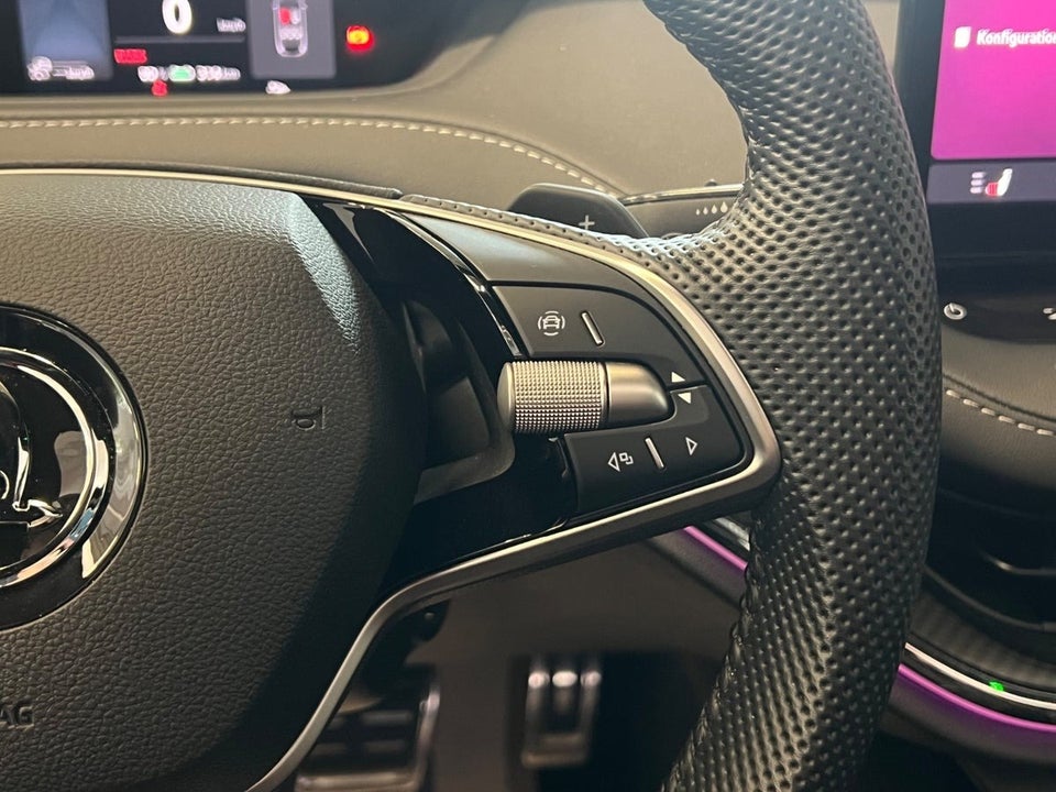 Skoda Enyaq 85x iV Sportline Maxx 5d