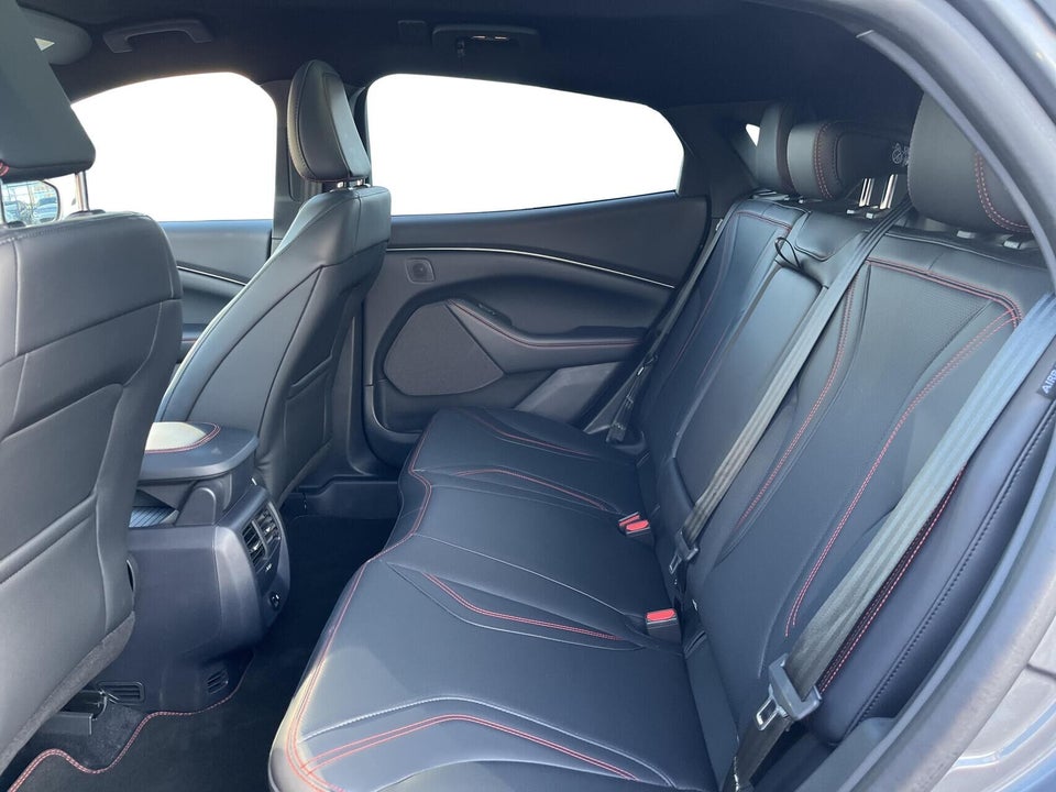 Ford Mustang Mach-E 98 Premium Extended Range AWD 5d