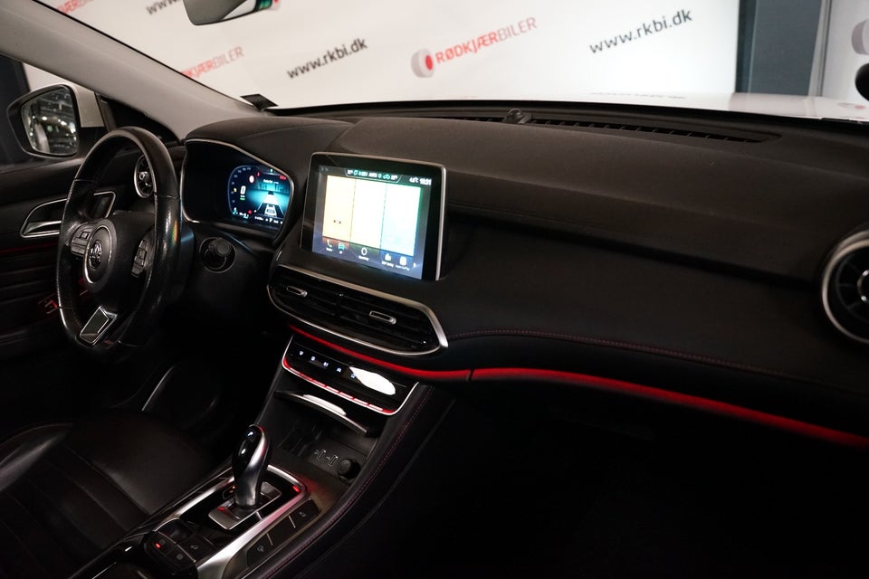 MG EHS 1,5 PHEV Luxury 5d