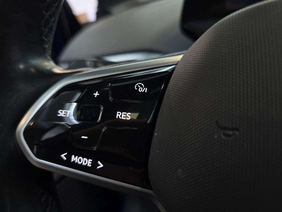 VW ID.4 77 1ST Pro Performance 5d