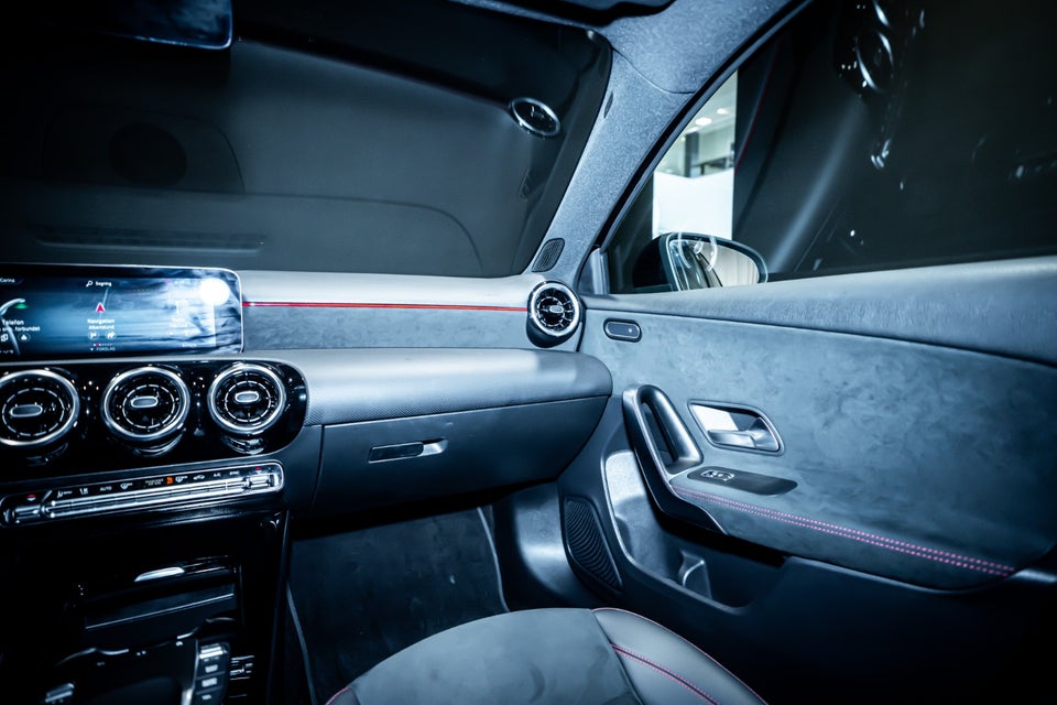 Mercedes A200 1,3 AMG Line aut. 5d