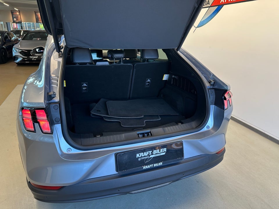 Ford Mustang Mach-E 75 Standard Range 5d