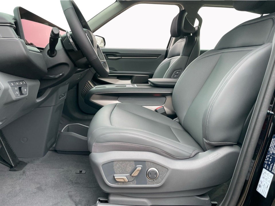 Kia EV9 76 Standard Range Upgrade RWD 7prs 5d