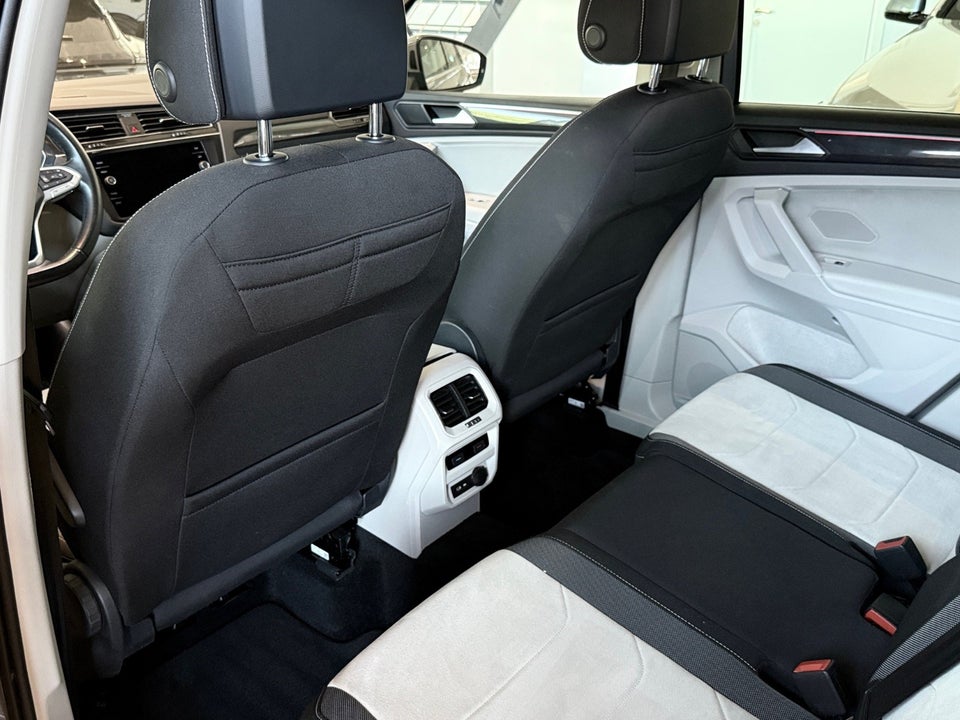 VW Tiguan 2,0 TSi 190 Elegance DSG 4Motion 5d
