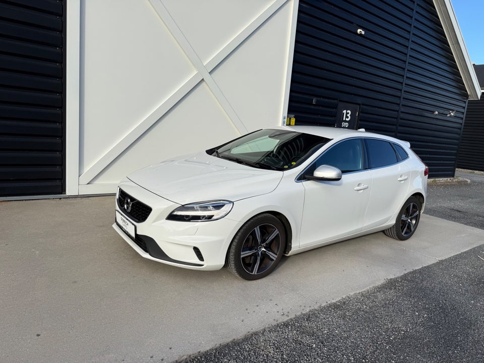 Volvo V40 2,0 T4 190 R-Design 5d