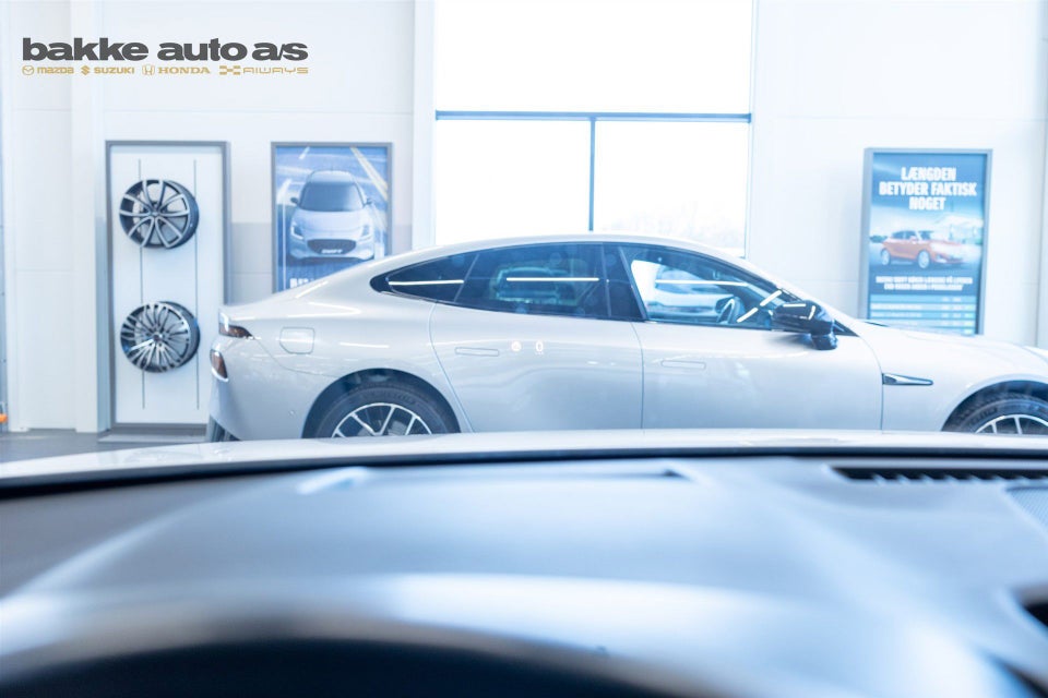 Mazda MX-30 e-SkyActiv Sky 5d