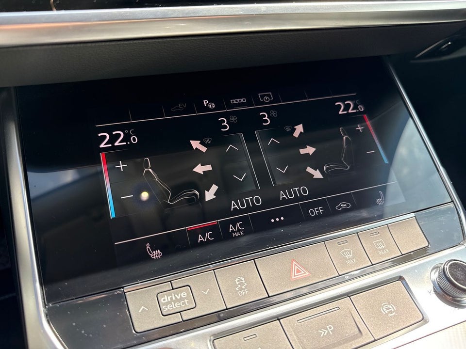Audi A6 50 TFSi e Sport Prestige Avant quattro S-tr. 5d