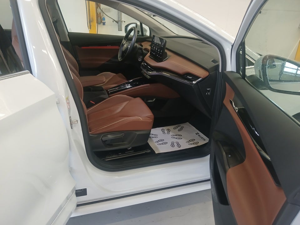 Skoda Enyaq 80 iV Plus 5d