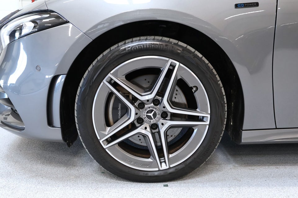 Mercedes A250 e 1,3 AMG Line aut. 5d