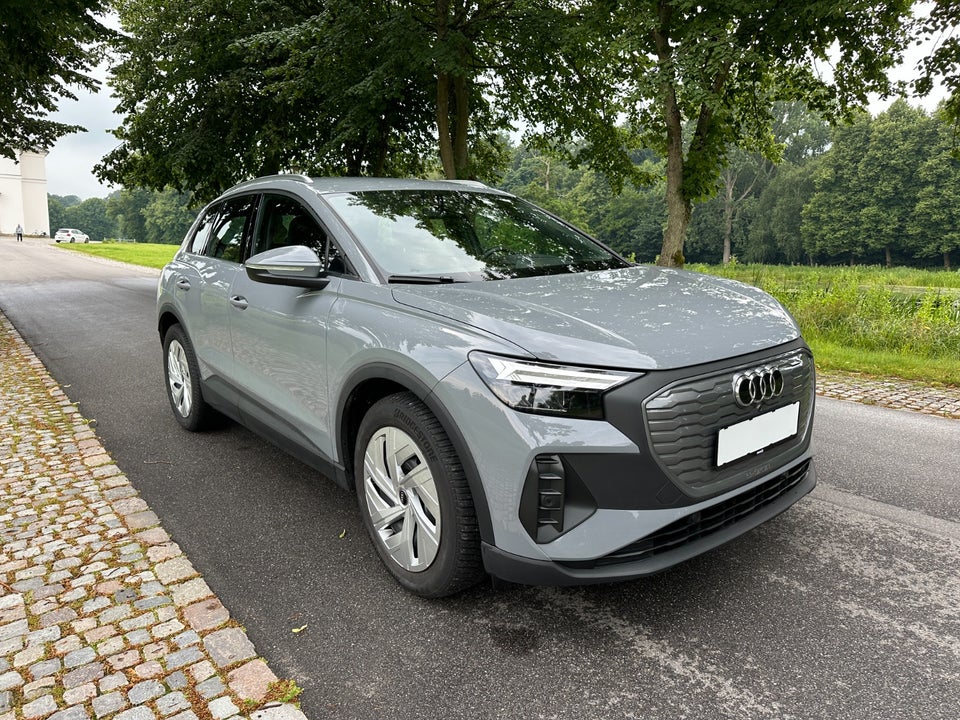 Audi Q4 e-tron 35  5d