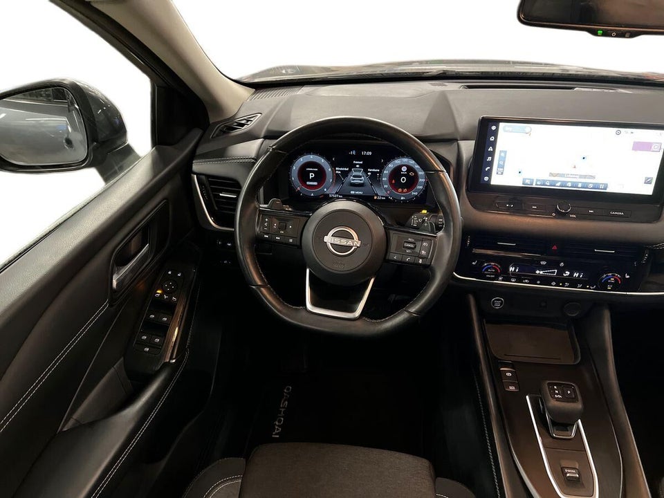 Nissan Qashqai 1,3 mHEV N-Connecta X-tr. 5d