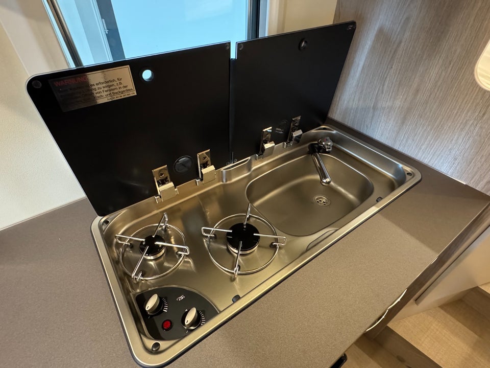 Ford Bürstner 2,0 TDCi Lineo T 620 G aut. 3d