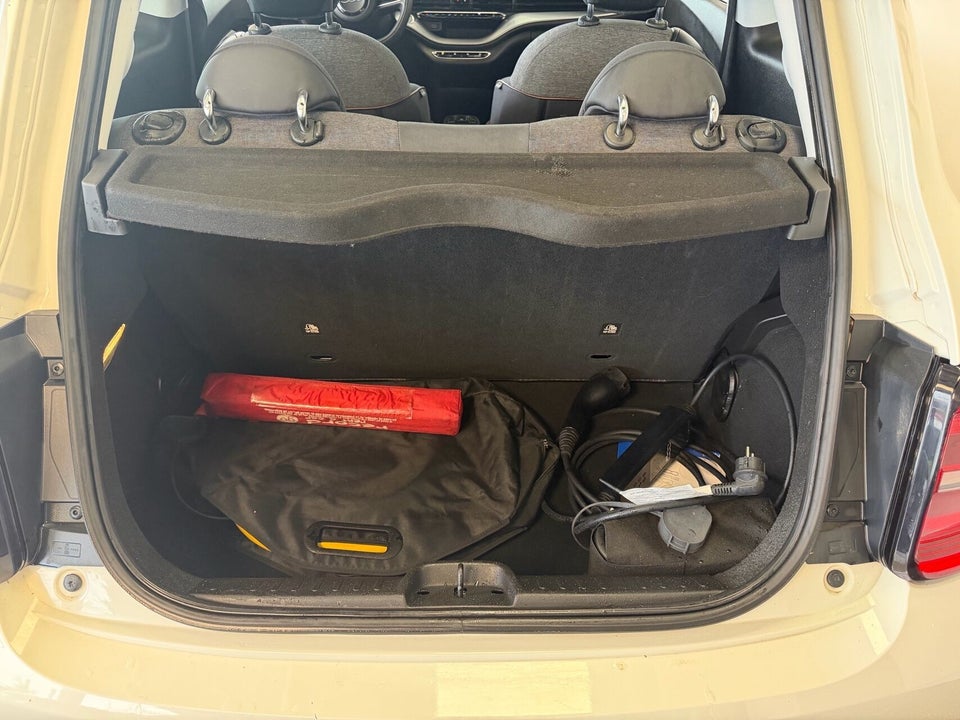 Fiat 500e 42 Icon 3d