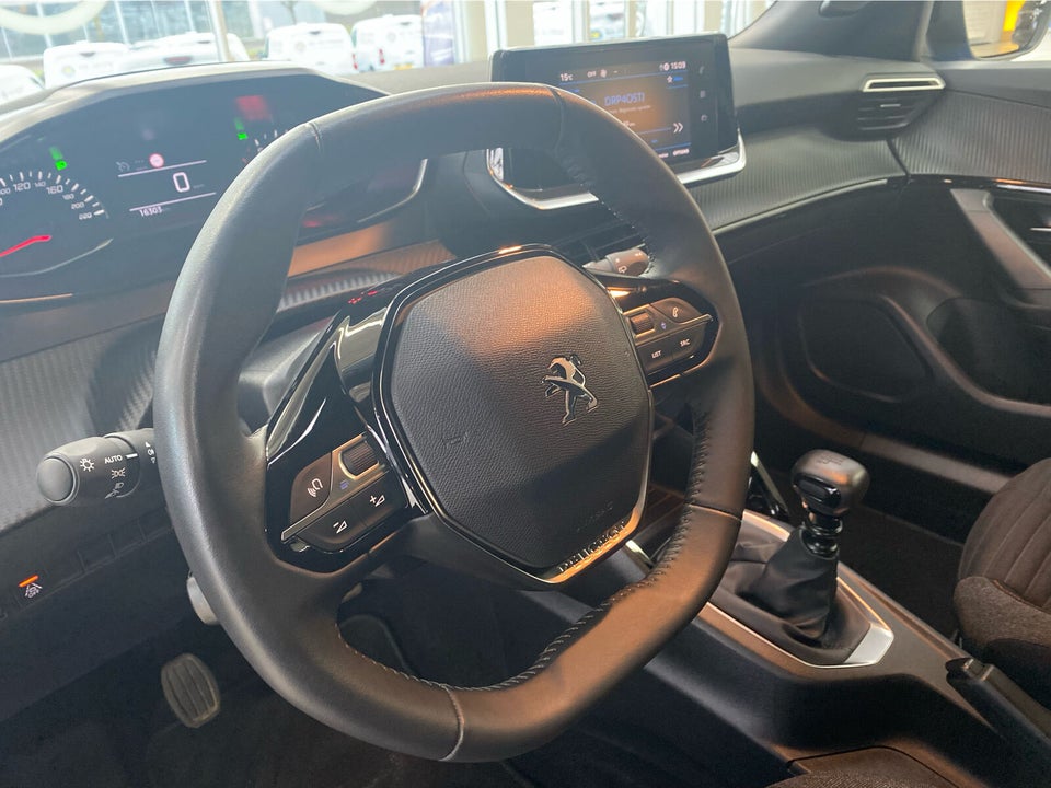 Peugeot 2008 1,2 PureTech 130 Active Pack 5d