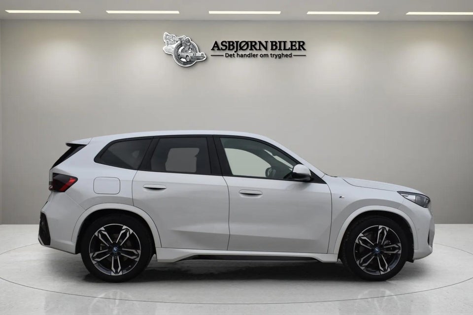 BMW iX1 xDrive30 M-Sport 5d