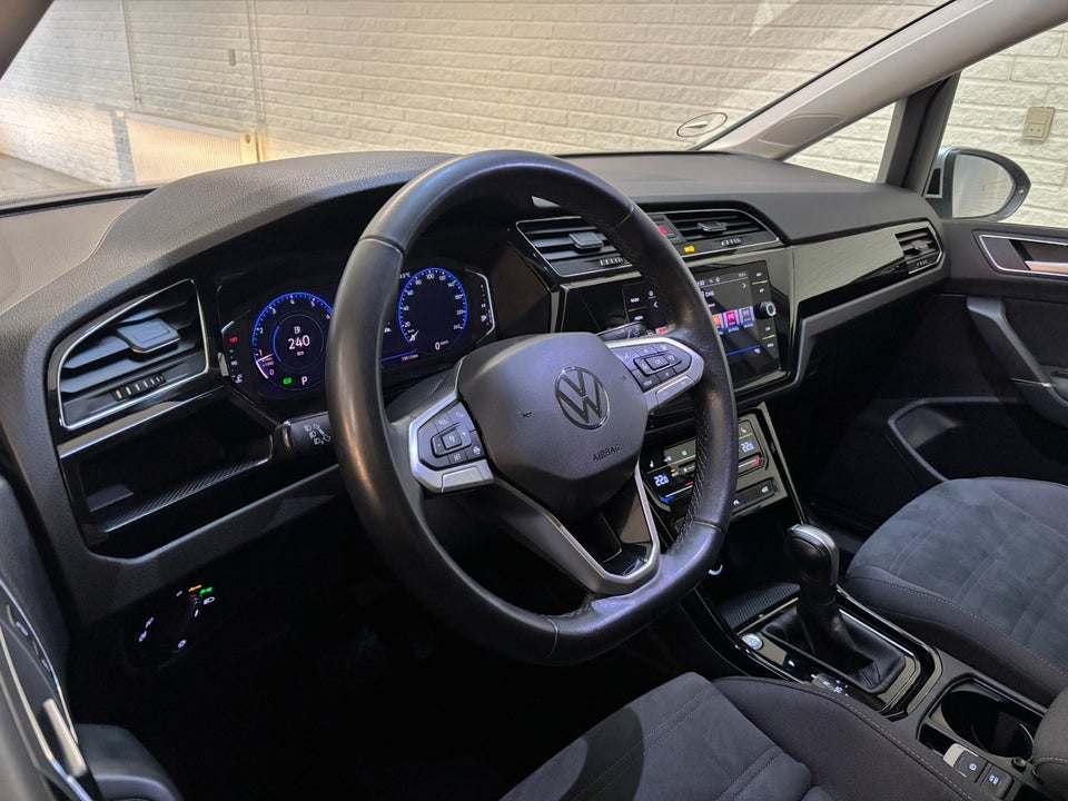 VW Touran 1,5 TSi 150 Highline DSG 7prs 5d