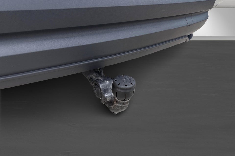 Audi Q3 45 TFSi e Attitude plus S-tr. 5d